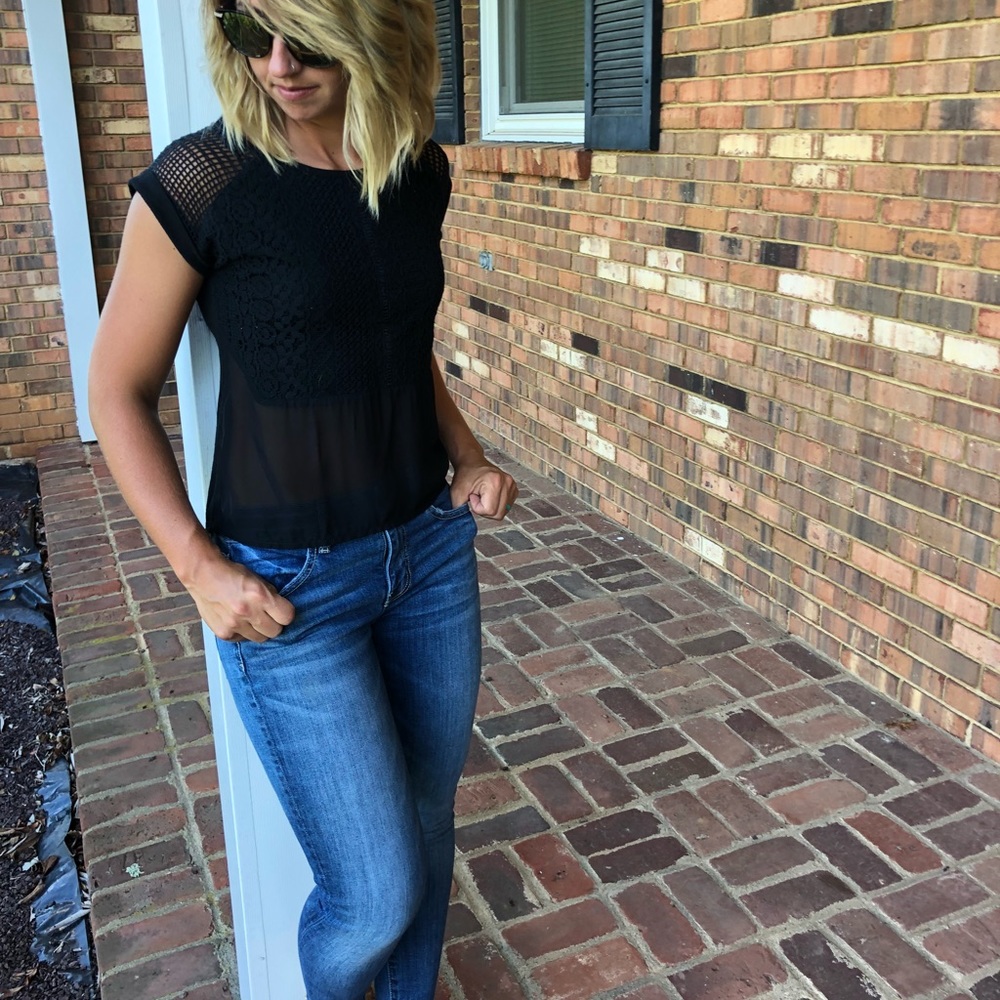 Black xhilaration top